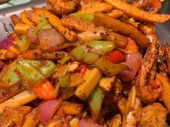 -炭舍干锅·烤鱼(扬名广场店)