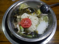-泸州酸菜豆花火锅川师店