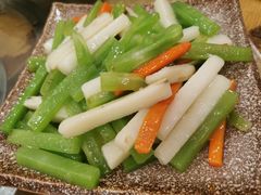 -贤记铁西第一家香辣蟹(香江总店)