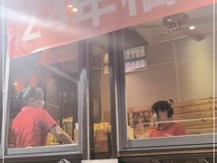 门面-铁胖子口碑长沙菜·龙虾烧烤(赤岗社区店)