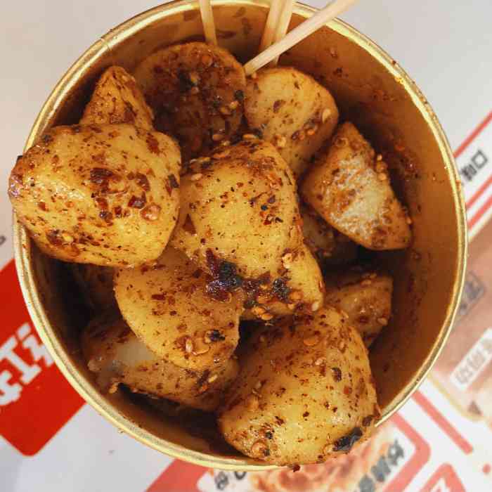 赛爷洋芋(文明街店)-"很mini的一个小店,就在文明街中段,福.