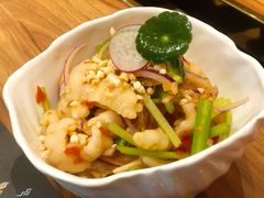 柠檬酸辣无骨凤爪-帕蓝·暹罗料理(曲阳店)