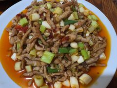 鱼香肉丝-鸡哈豆花(梅西广场店)