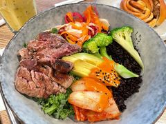煎牛肉能量Bowl-Wagas沃歌斯(正大乐城店)