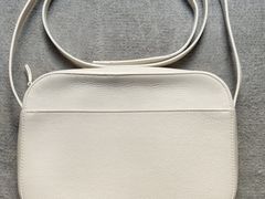 -BALENCIAGA(恒隆广场店)