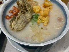 金牌荔湾艇仔粥-华辉拉肠(宝华店)