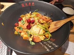 -风光老灶麻辣香锅(大成路翠微百货店)