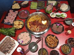 -谭鸭血老火锅(漳州路店)