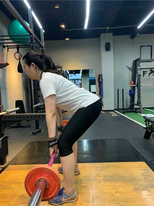 freedom fitness私教健身俱乐部(徐虹北路店)-"和朋友聚会,聚餐后,带