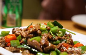 Xiang Ge Stir-Fried Pork with Green Pepper