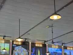 -冶建镜子·老南昌大排档·江西虾王(总店)