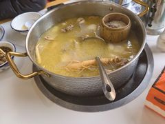-朴小妹人参鸡汤火锅(长白山万达店)