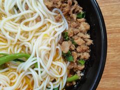 -乡村鸡杂米线(汉渝路店)