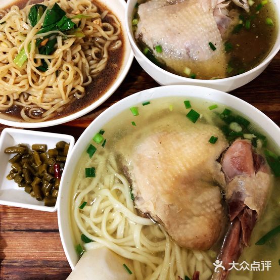 乡村老鸡汤面馆(实辉巷店)
