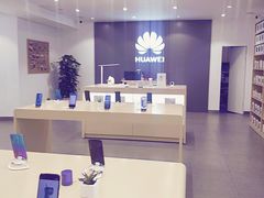 -华为授权体验店(万航渡路)
