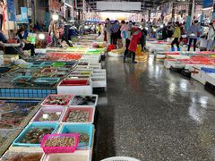 -霞涌市场海鲜摆卖区