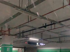 -经纬汇-停车场