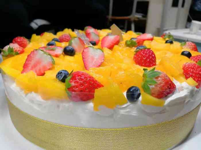 非榴不可生日蛋糕(湖心岛店)-"蛋糕90的味道特别好吃[调皮],奶油吃