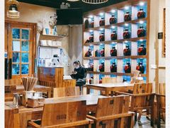 大堂-串大叔炭火烤串·鸡西大冷面刀削面(总店)