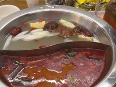 -黔哆哆地摊酸汤火锅(清湖店)