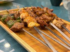 -乡村馕坑肉·烧烤·新疆菜·本地人更爱吃(阿勒泰首店)