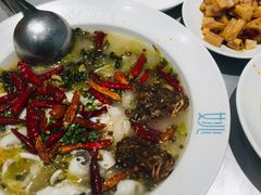 -姚姚酸菜鱼·金戈戈香港豉油鸡(喜荟城联名店)