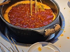 -钢管厂五区小郡肝串串香(蜀都万达店)