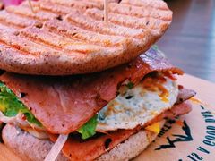 -Catch Bagel(芳草地店)