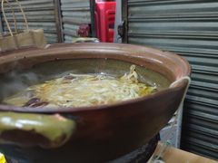 -威邵鸡煲(西华路总店)
