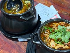 -渝龙记罐罐米线(中央城店)