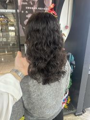 -奈川烫染Salon