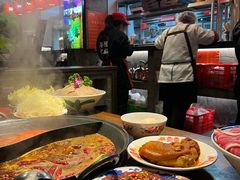 -萍姐火锅·公路夜市(武汉首店)