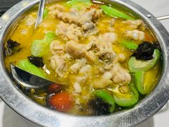 酸汤牛蛙-峨嵋酒家总店(车公庄店)