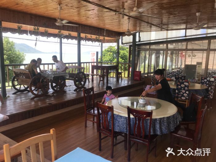 梦缘水乡·湖景餐厅大堂图片