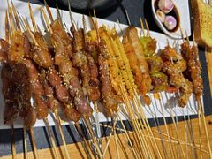 -卞二小串·鹤岗烧烤·坑烤(永定路店)