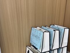 -视野联行眼镜·蔡司·控优点授权(长白万象汇店)