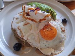 牛油果松饼-Egg•Allday Brunch(襄阳北路店)