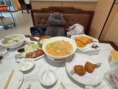 -梅利汴京烤鸭•开封豫菜地标店(东大街店)