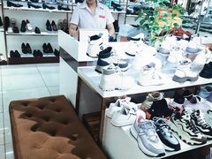 -云柏鞋业(十里堡店)