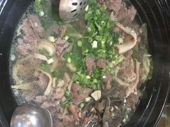 混烫汤锅-乐山食古香跷脚牛肉
