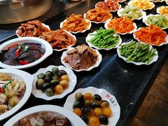 -八一路好吃街(雨田商务大厦店)