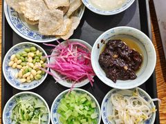 -门框胡同百年卤煮(新街口店)