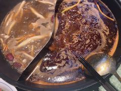 -憨铁匠老火锅(龙岗万科里店)
