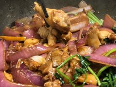 -胡须佬鸡煲四季火锅店(石厦西村直营店)