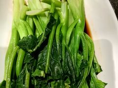 -渝信川菜 · 川味家常菜(财富购物中心店)