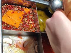 -巴渝瓦肆重庆鲜火锅(宝龙环湖店)