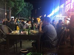 露天位-去吃小龙虾·江湖菜·烧烤(南滨路店)