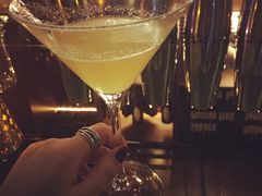 -Whisper Bar 