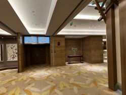 点击看大图 -广州中心皇冠假日酒店·宴会厅