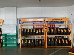 -上海华隆上汽大众4S店(江桥店)